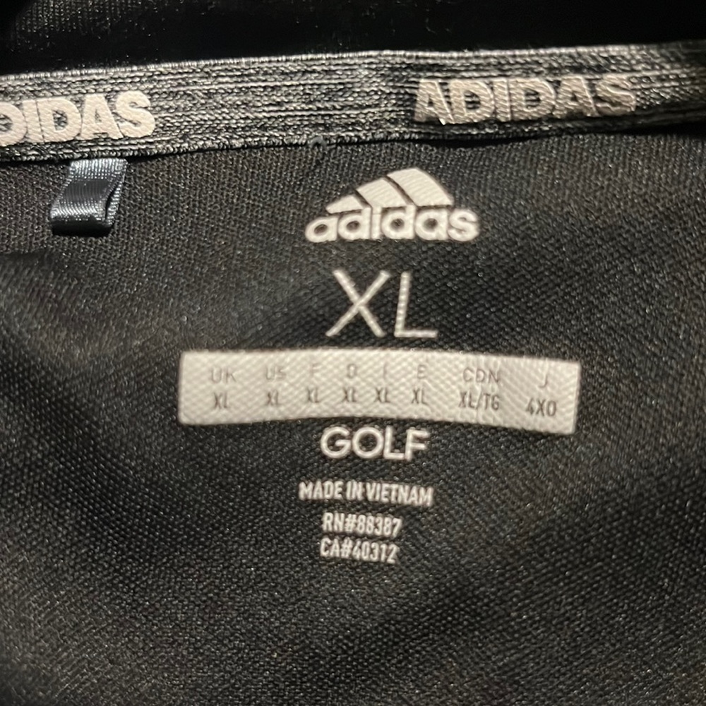 Mens Adidas’s Golf polo shirt. Size XL .